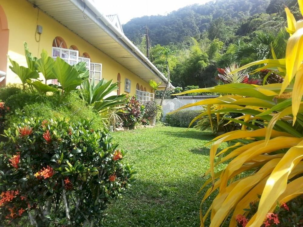 La Mamre Bed & Breakfast La Finette Екстериор снимка