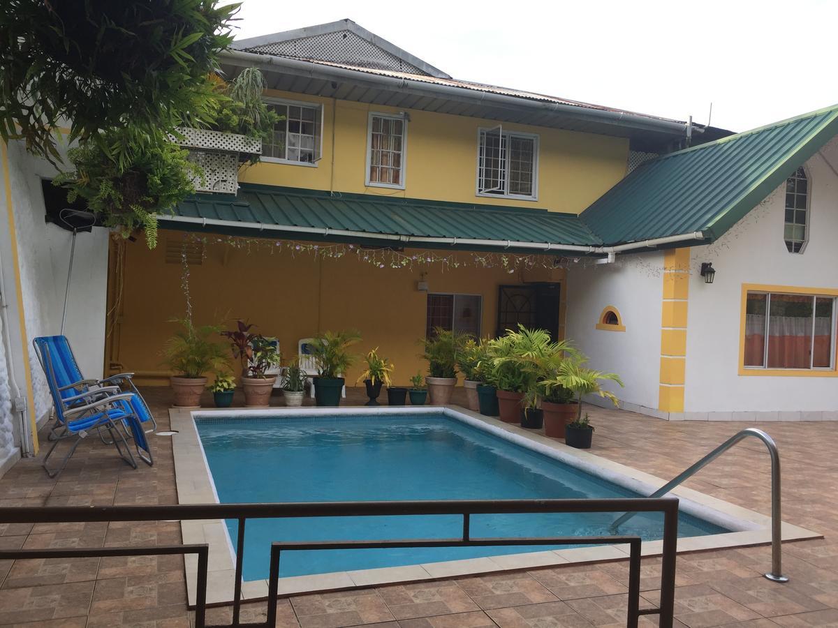 La Mamre Bed & Breakfast La Finette Екстериор снимка